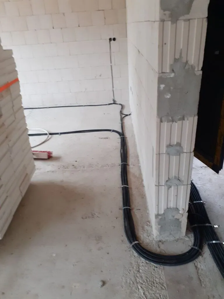 Rohbau-Elektroinstallation