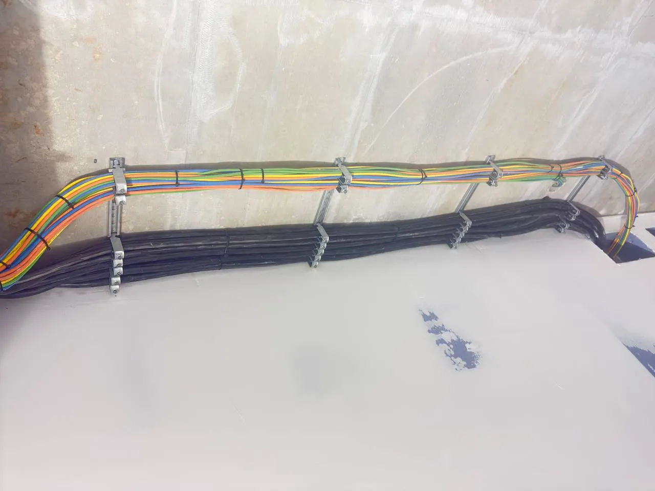 Kabelführung im Installationsbereich